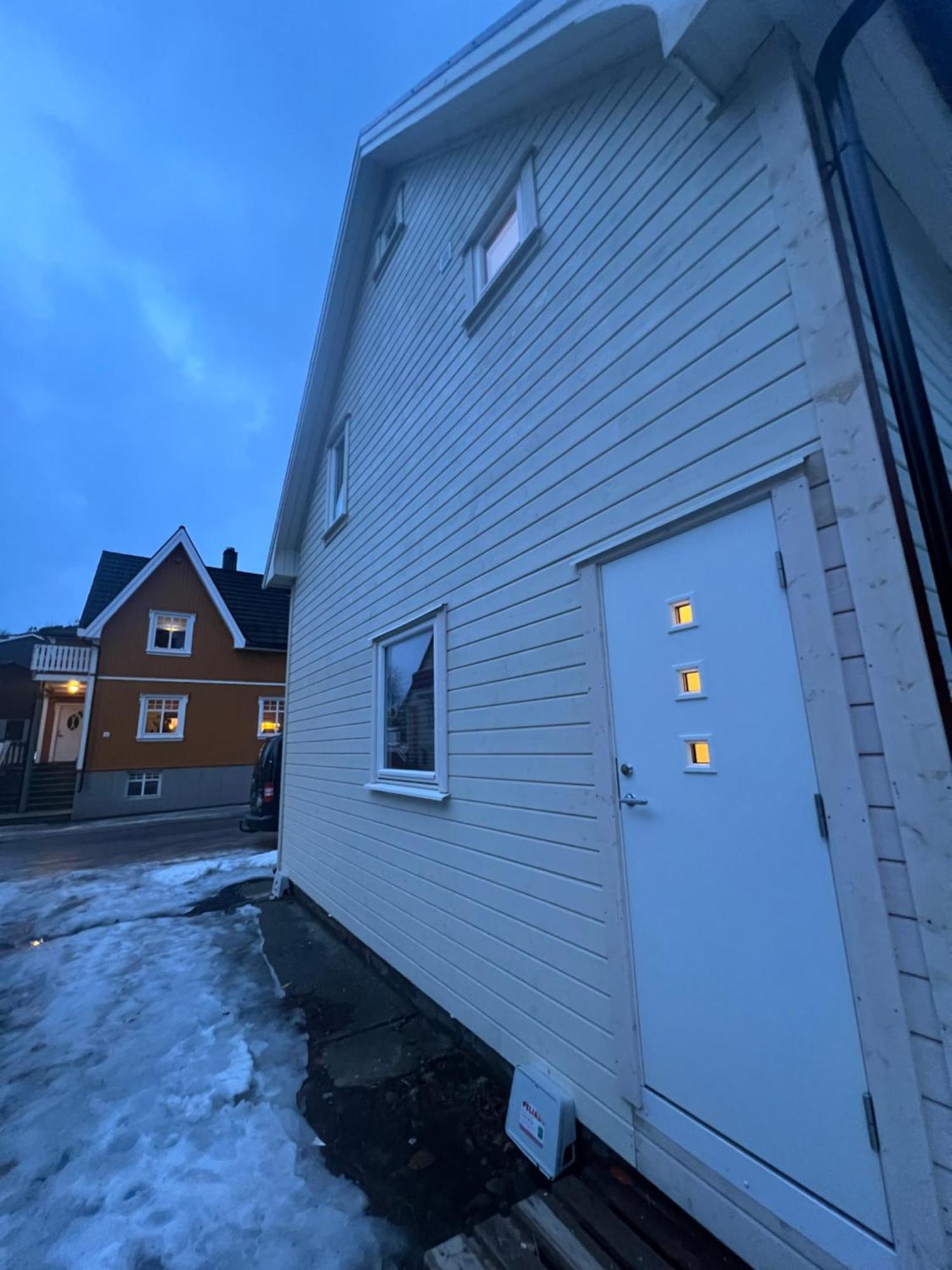 In * Svolvær